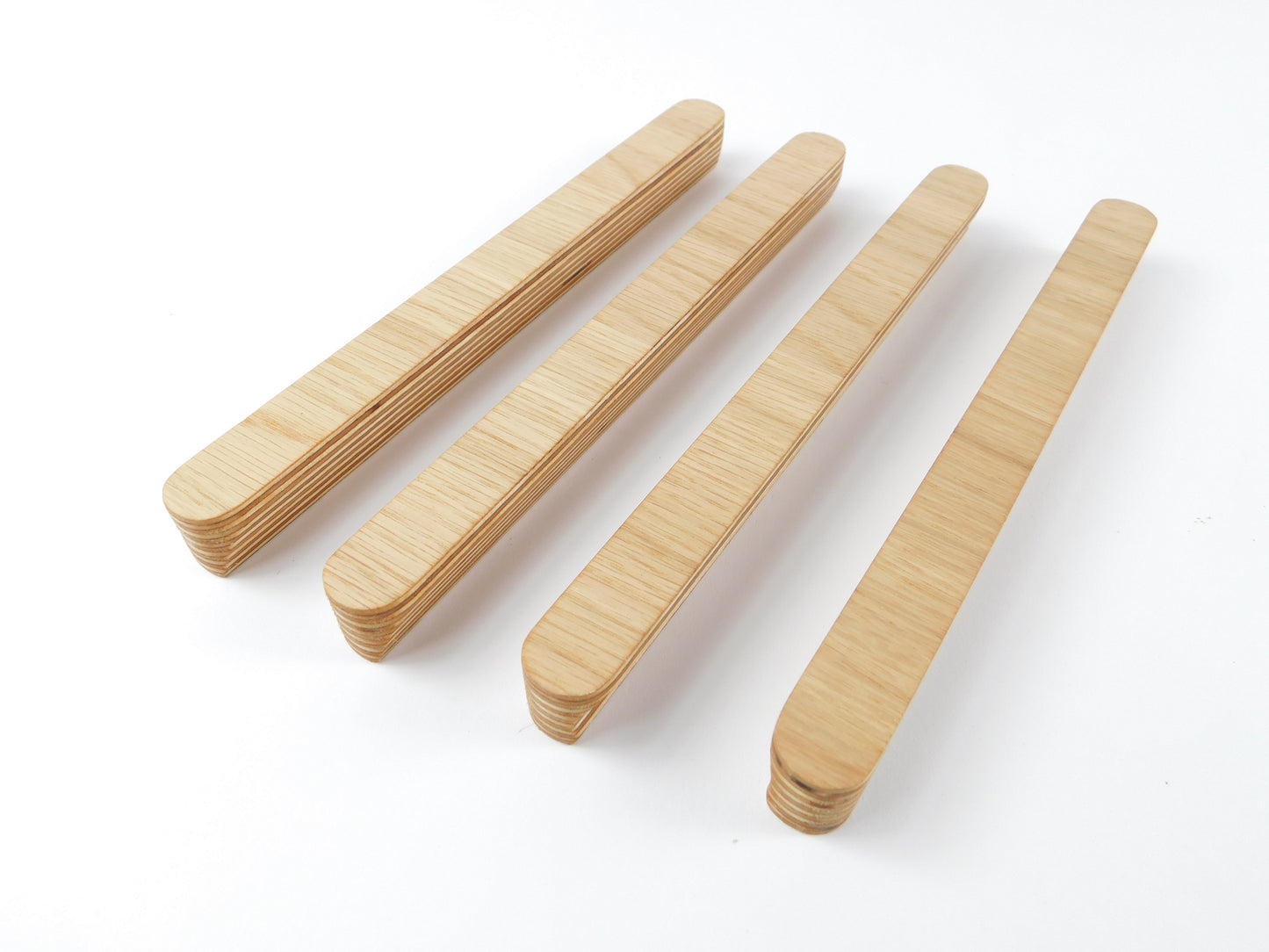Cross Grain Oak Veneer Handles – Modern Cabinet Pulls | Midray