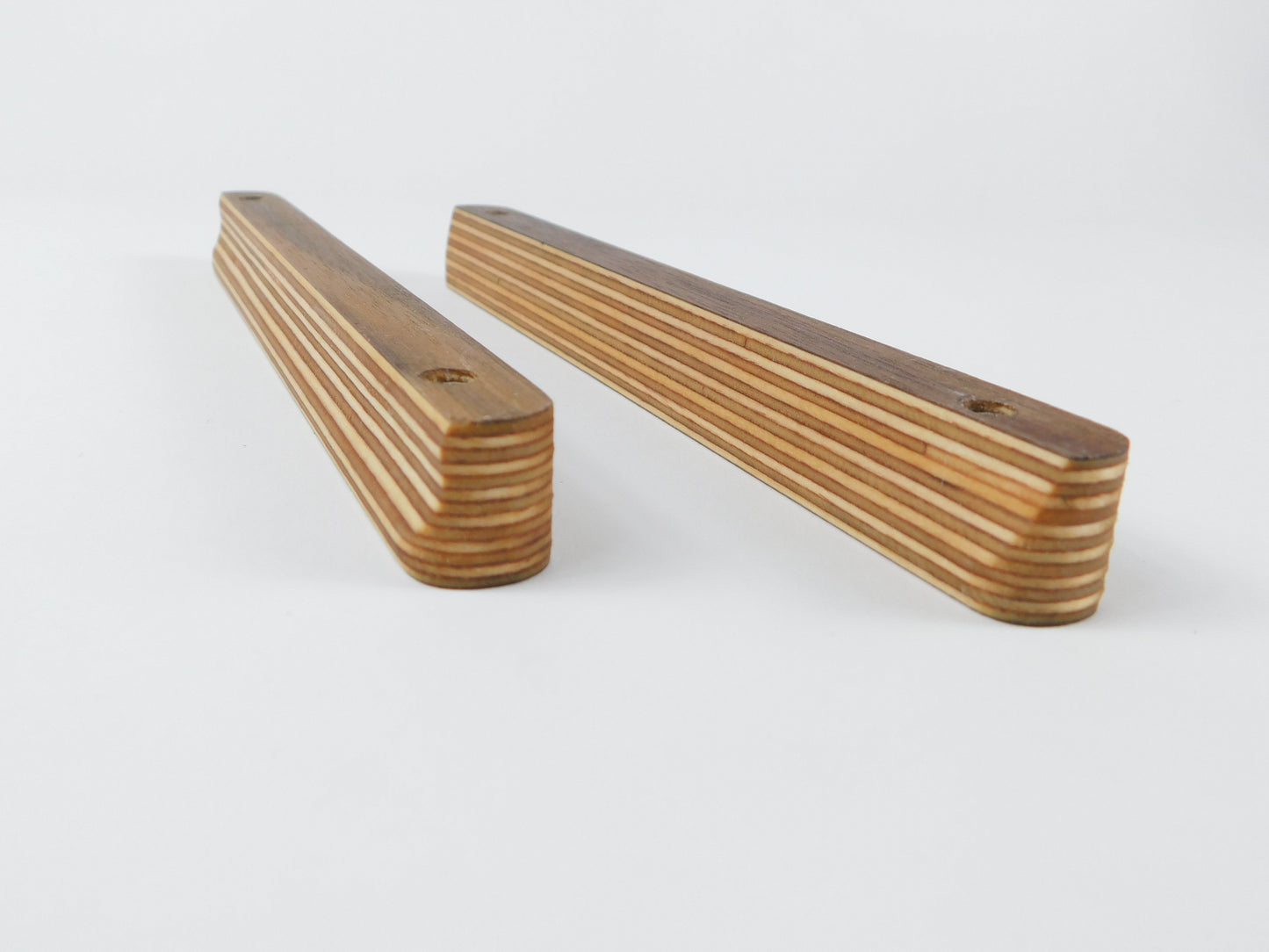 Stylish WALNUT VENEER for Cabinets & Wardrobes