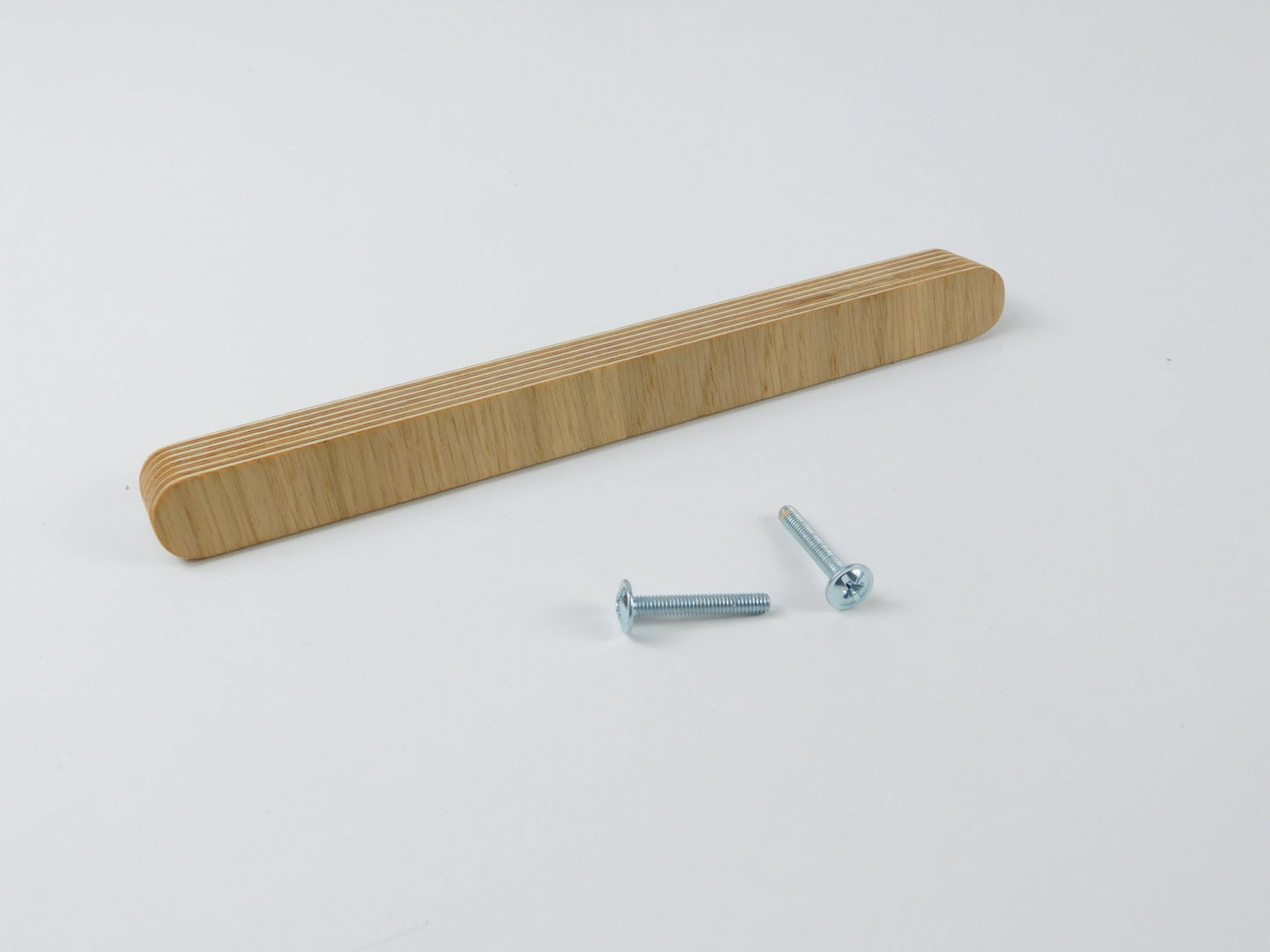 Cross Grain Oak Veneer Handles – Modern Cabinet Pulls | Midray