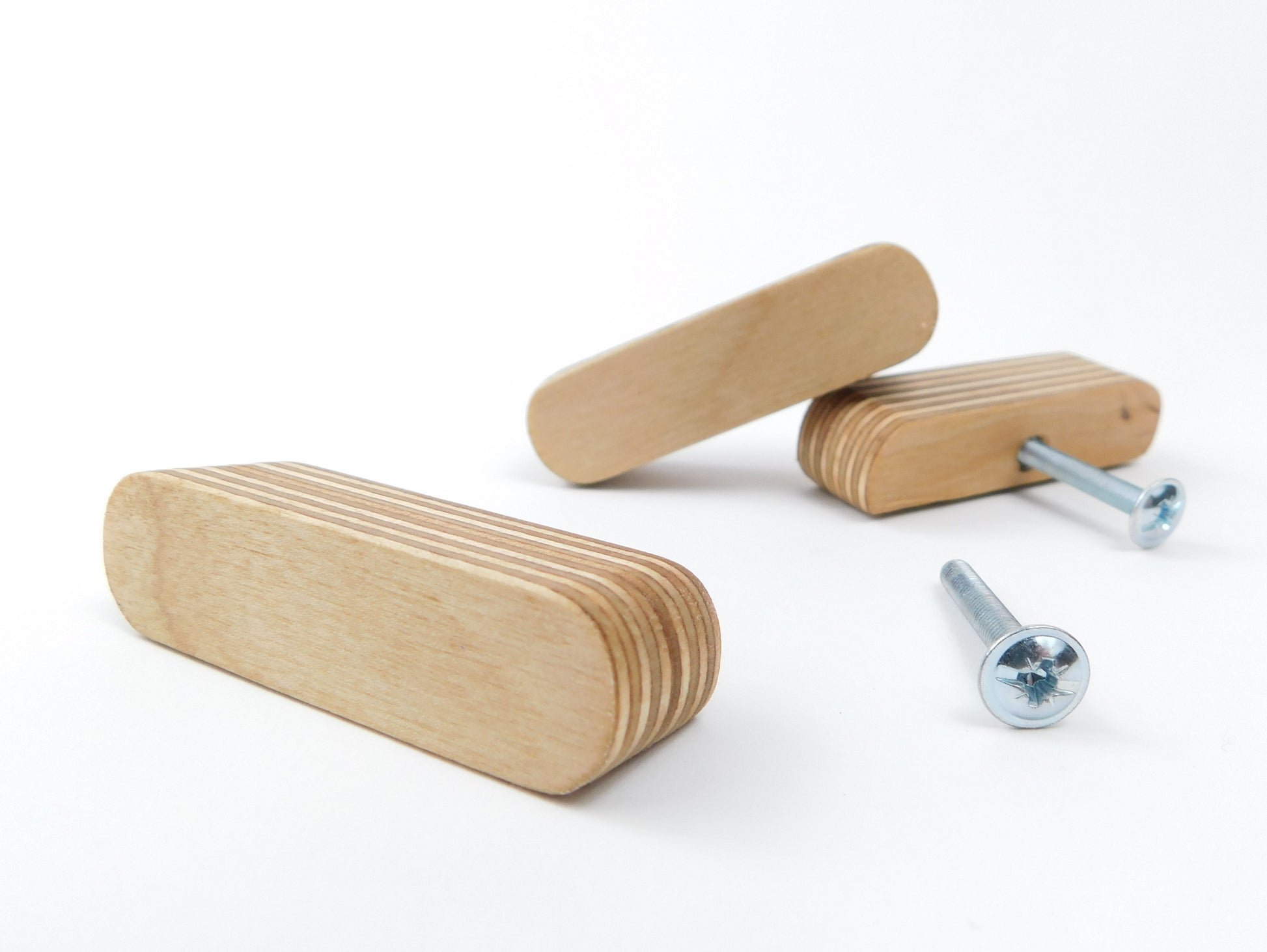 Knobs in Birch Veneer