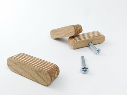 Buy Oak Veneer Knobs 